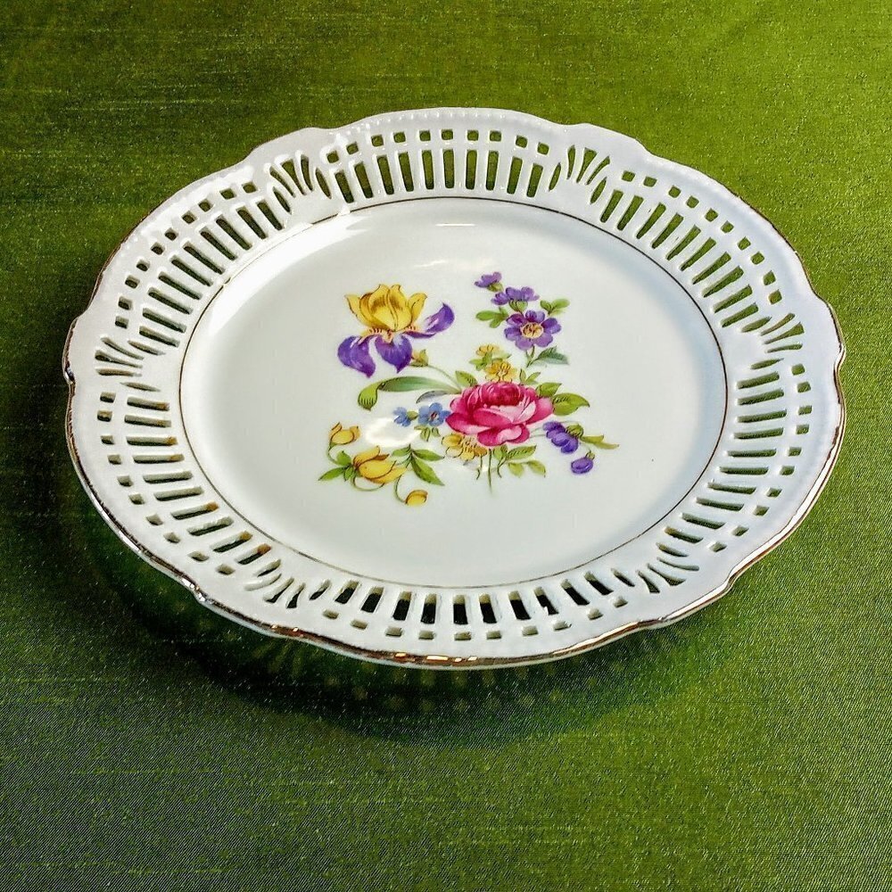 Schwarzenhammer Bavaria Reticulated Floral Plate